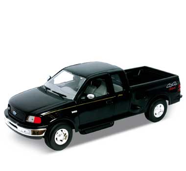 Auto 1:24 Welly 99 Ford F-150 Flareside Supercab Pick Up čierny Auto 1:24 Welly 99 Ford F-150 Flareside Supercab Pick Up čierny