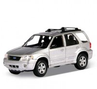 Auto 1:24 Welly FORD ESCAPE LIMITED 2005 strieborn