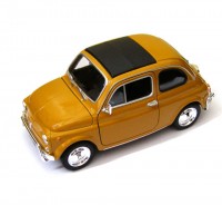 Auto 1:24 Welly FIAT NOUVA 500 biely